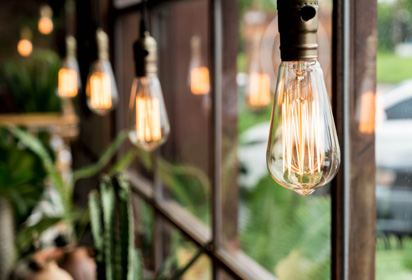 What are daylight bulbs?